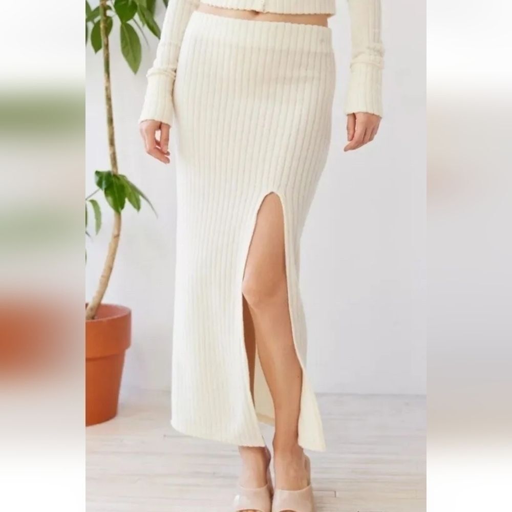 NWOT Urban Outfitters Out From Under Suki Ribbed Skirt